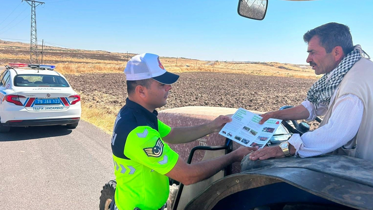 Jandarma tarlalara indi: Traktör denetimi başladı Haber gorseli